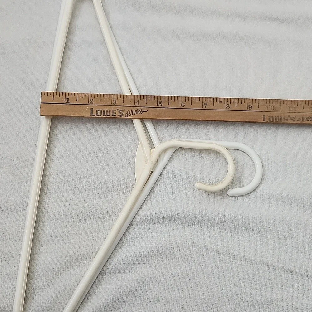 Set of 40 White and Cream Plastic Hangers